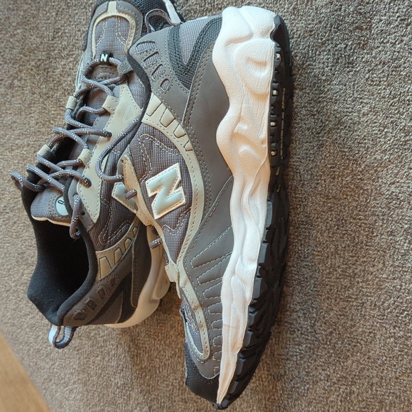 New Balance 470 USA 9 - Picture 3 of 10